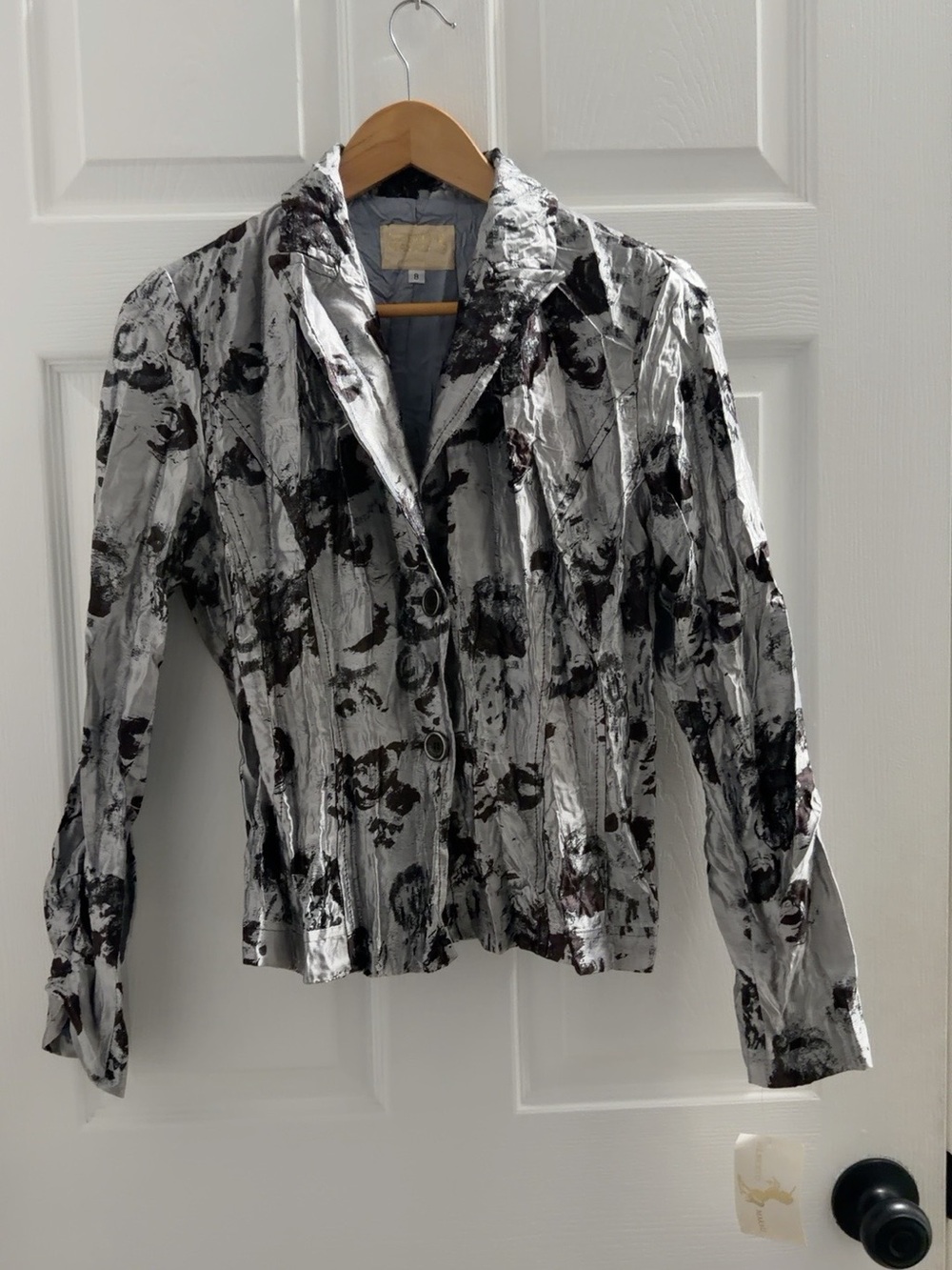 Alberto Makali Cream Label Blazer with Gold Logo Detail